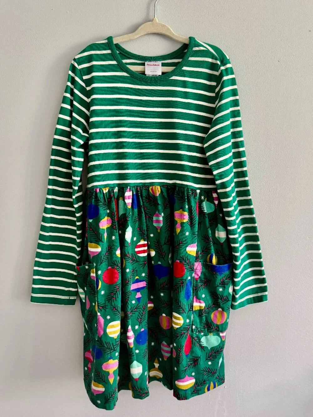 Hanna Andersson Holiday Ornament Pocket Dress Green Striped Size 8